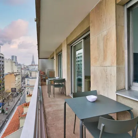 Guestready - Charming With A View باريس