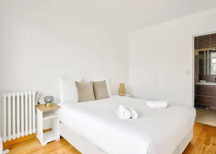 Апартаменты Guestready - Charming With A View